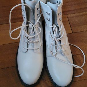 Rag & Bone Slayton Antique White Combat Boots sz 38.5